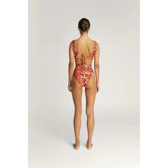 NEW ENCANTADORE kala reversible bikini top in rubi - Picture 2 of 3